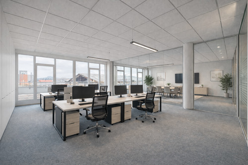 Einrichtungsbeispiel Büroräume - Helle und moderne Büro- Praxisfläche mit großer Dachterrasse