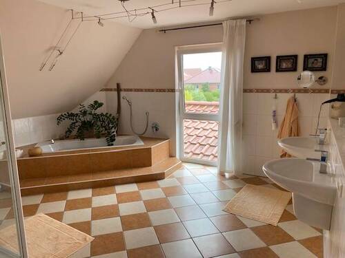 Badezimmer OG.jpg - 