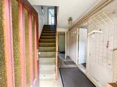 Eingangsbereich - 6 Zimmer Doppelhaushälfte zum Kaufen in Wedel