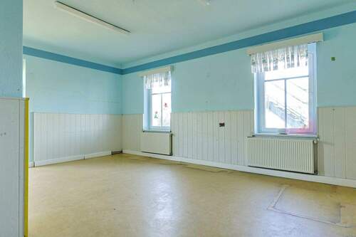 Großzügiger Raum - 