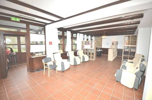 Aufenthaltsraum - Einfamilienhaus zum Kaufen in Karlsbad