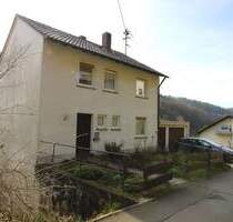 Frankenstein: Einfamilienhaus mit großer Garage