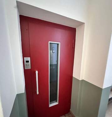 Fahrstuhl - 