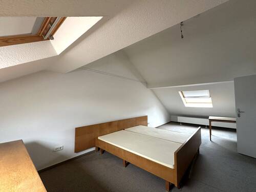 ausgebautes DG, tolles Studio - 