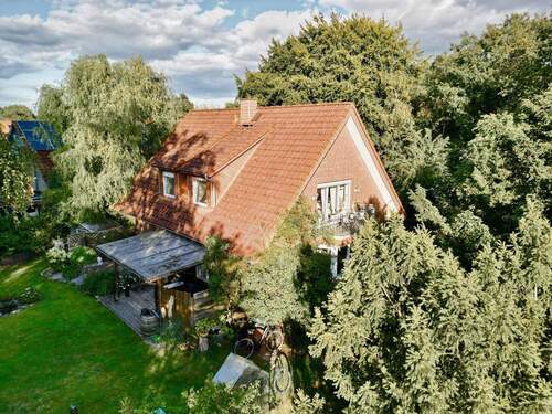 Seitliche Ansicht - 3 Zimmer Etagenwohnung in Ottersberg