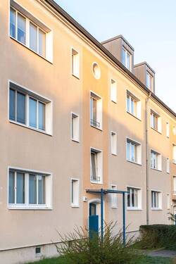 Außenansicht - Gemütliche 2-Zimmer-Wohnung mit Gartenanteil