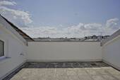 sonnige Dachterrasse - Eintreten - Wohlfühlen - Einziehen