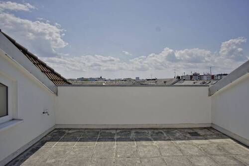 sonnige Dachterrasse - Eintreten - Wohlfühlen - Einziehen