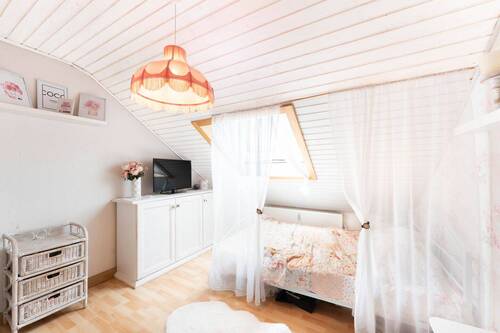 Schlafzimmer - 2 Zimmer Etagenwohnung in Breitengüßbach