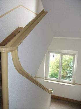 Treppenhaus - Frankenberger Str. 2 Raum-Wohnung - Balkon