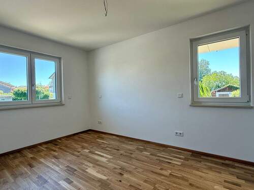 Schlafzimmer - Etagenwohnung mit 72,00 m² in Traunstein zum Kaufen