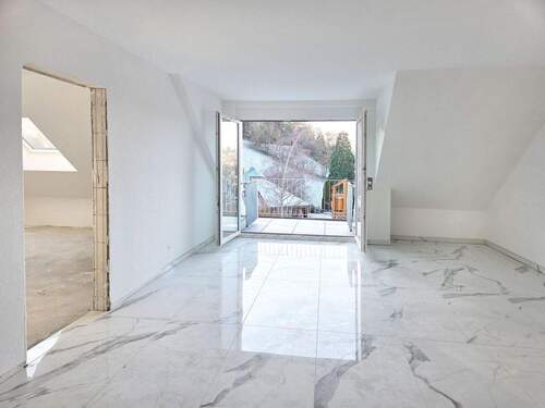 Wohnzimmer - Neubauwohnung, barrierefrei, kurzfristig bezugsfrei