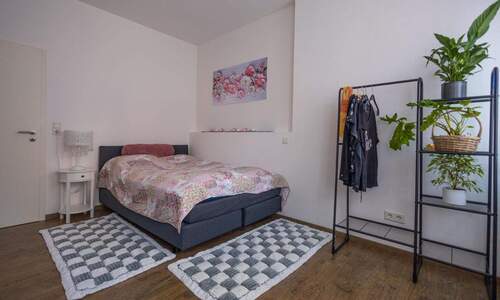 Schlafzimmer EG - 