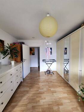 Wohnen - 4 Zimmer Etagenwohnung in Sinsheim