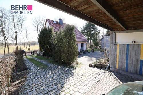 Hofansicht - Einzigartige Lage mit Blick ins Odertal