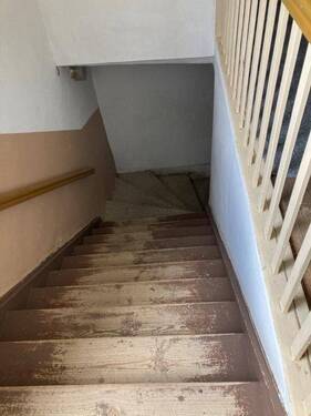 Treppenabgang - 