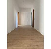 Renovierte großzügige 2-Raumwohnung in Innenstadtlage - Hof