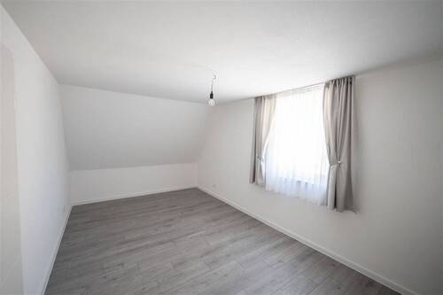 Schlafzimmer 1 OG - 