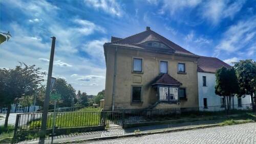 Ansicht - 1 Zimmer Mehrfamilienhaus, Wohnhaus in Elstra