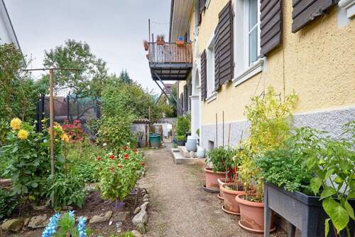 Hof mit Garten - 