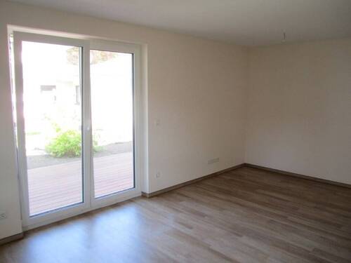 ...und direktem Zugang zur Terrasse (Whg. links) - 