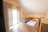 Schlafzimmer 1 / Haus 1 - 