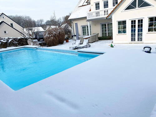 Poolsicht im Winter - 