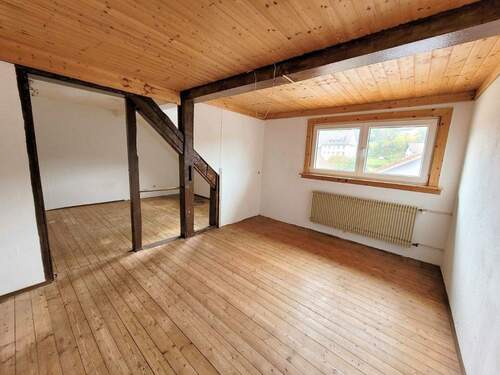 Wohnzimmer DG - 7 Zimmer Reihenmittelhaus zum Kaufen in Vöhrenbach