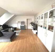 Großzügige und helle 3-Zimmer-Wohnung mit Balkon, Garage und Stellplatz in Feucht