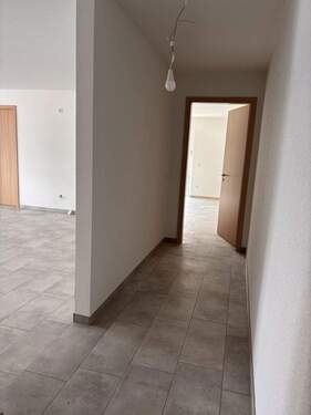 Flur - 3 Zimmer Etagenwohnung zur Miete in Klarenthal