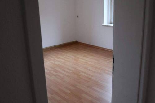 Zimmer - Etagenwohnung mit 51,50 m² in Plauen zur Miete