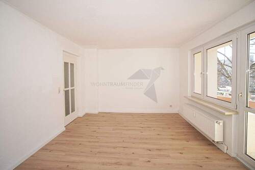 Wohnzimmer I - Etagenwohnung mit 68,40 m² in Chemnitz zur Miete