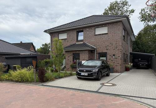 Stadtvilla - 5 Zimmer Einfamilienhaus zum Kaufen in Apen / Augustfehn