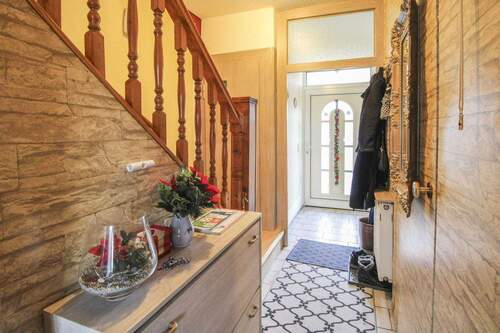 Eingangsbereich - 5 Zimmer Reihenmittelhaus in Chemnitz