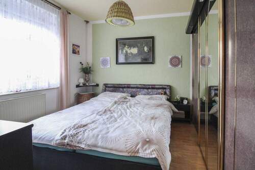 Schlafzimmer 01 EG - Reihenmittelhaus mit 80,10 m&sup2; in Chemnitz zum Kaufen