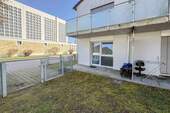 Terrasse+Stellplatz - 