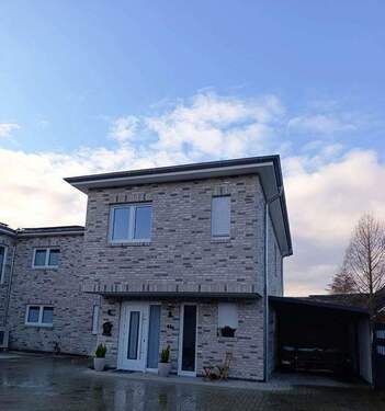 Ansicht verklinkerte DHH - Attraktive hochwertige Doppelhaushälfte in ruhiger familienfreundlicher Lage