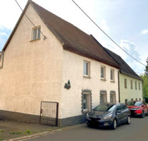 Charmantes Einfamilienhaus mit Doppelgarage in Wildenfels - Ihr neues Zuhause wartet!