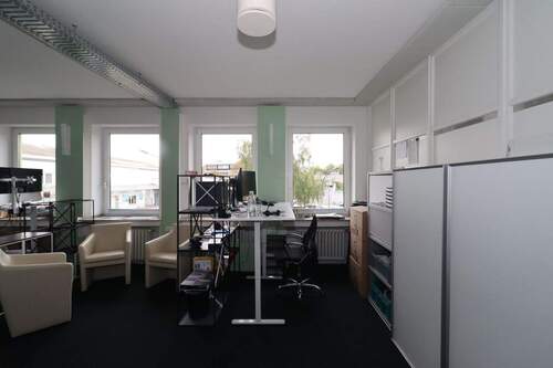Büroraum 111 - Helle Büroräume in Köln-Ehrenfeld - 20-28 m², unmöbliert, All-in-Miete, sofort