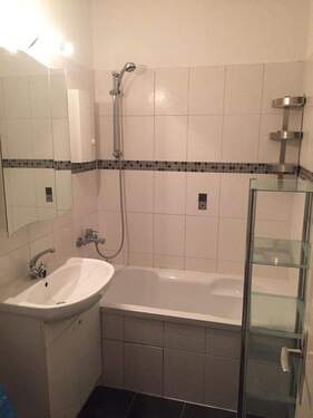 Badezimmer - Etagenwohnung mit 52,00 m&sup2; in Hamburg zum Kaufen