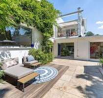 Ihr Familiendomizil in Trudering! Architektenhaus mit sonnigem Garten, über 340 m² Wohnfläche und durchdachter Raumaufteilung! - München Trudering-Riem