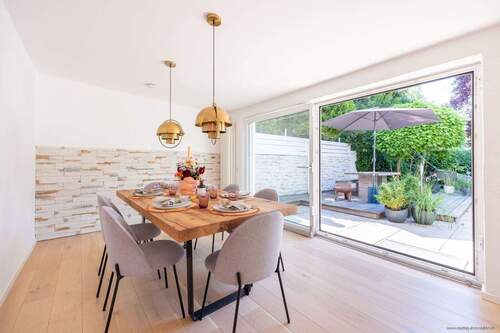 offener Essbereich - 6 Zimmer Einfamilienhaus zum Kaufen in München