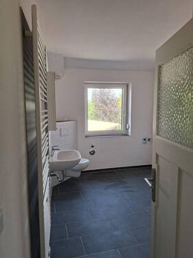 Badezimmer - 4 Zimmer Etagenwohnung zur Miete in Seesen