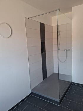 Badezimmer - 4 Zimmer Etagenwohnung in Seesen