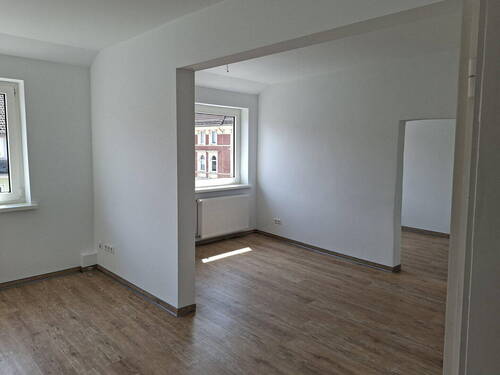 Wohn- und Esszimmer - 
