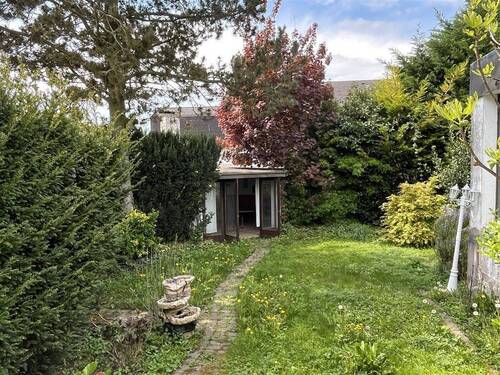 Garten mit Gartenhütte - 
