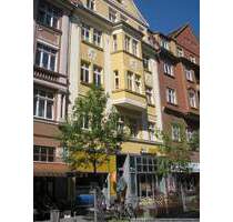 Erstbezug nach Sanierung - 4-Raumwohnung mit Balkon, Fahrstuhl, EBK und Stellplatz - Bautzen