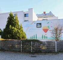 Wird bezugsfrei! 3-Zimmer-Wohnung mit Balkon und Tiefgarage im Herzen von Berlin Zehlendorf