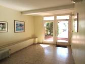 Foyer - 