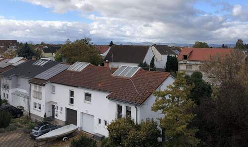 Aussicht nach Westen - 3 Zimmer Etagenwohnung zum Kaufen in Ludwigshafen am Rhein